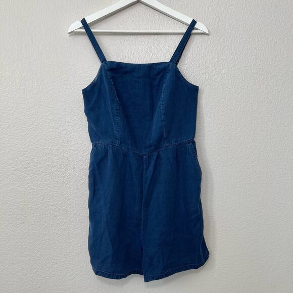 Old Navy Women's Denim Romper Dark Wash Smocked Jumpsuit Pockets Size Small - Picture 1 of 8